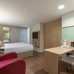 Mercure Nacoes Unidas Hotell